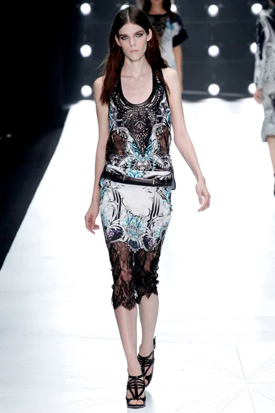Look 26